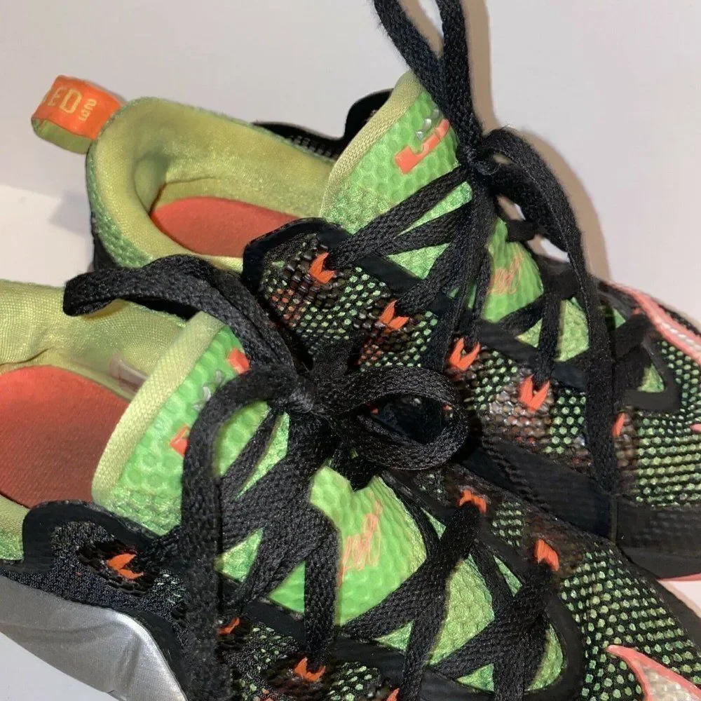 NIKE LEBRON XII Low Kids Basketball Shoes Size 6Y